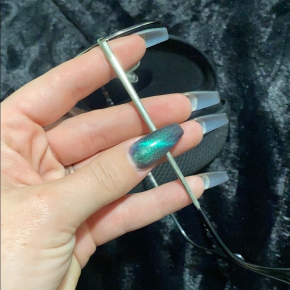 Sunglasses - Picture 5 of 6